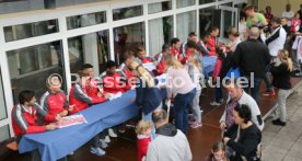 VfB Stuttgart Besuch Kindernachsorge Klinik Tannheim